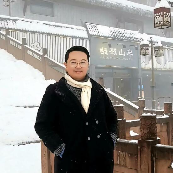 สรภพ ยอดไชย (สีฝุ่น)