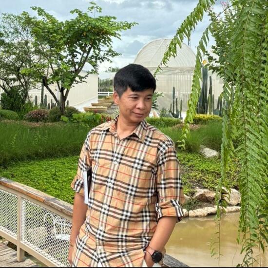 พลิศภัสร์ โชคธนวีระกานต์
