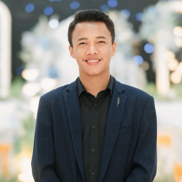 สุริยา เบียดนอก