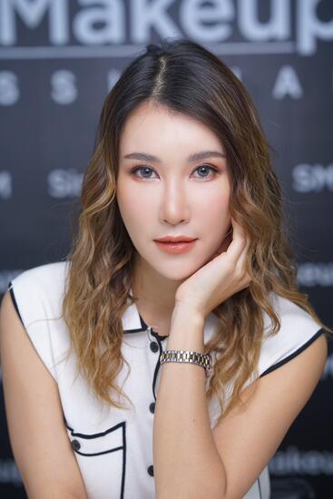 ณัฐจีรา กุลสิริภิวัฒน์