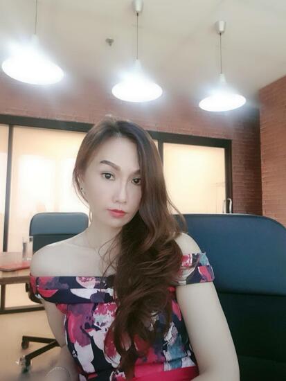 คุณมยุรี หลักหาญ