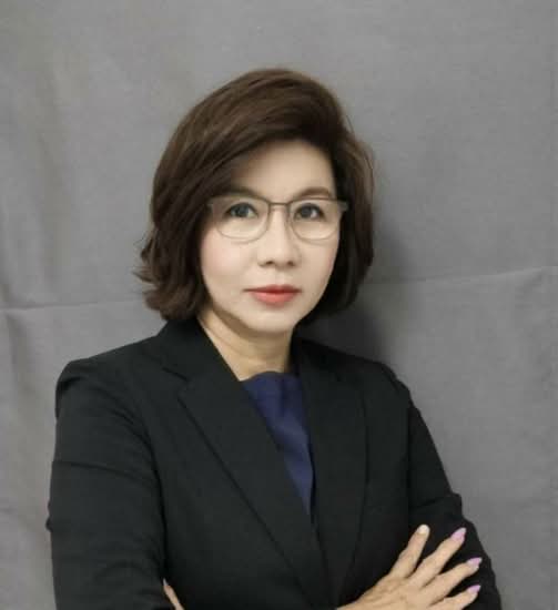 ภัทรภร ลาวัณยากุล