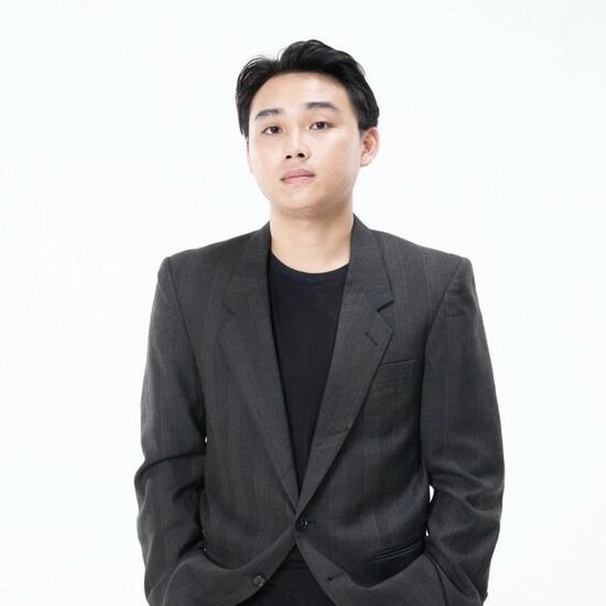 มนัส กุลพันธ์ไพจิตร