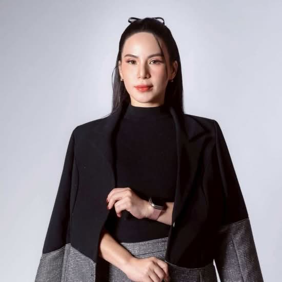 วัชราทรัพย์ ภูปภาดล