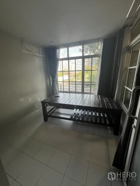 For Rent Shophouse near BTS Ekkamai Phra Khanong Nuea, Watthana, Bangkok bre17184, Bangkok, Phra Kanong Nua, Watthana, Bangkok, , 200 sqm, Shophouse For Rent, by Hero Realtor Co., Ltd., 10010052 - DDproperty.com