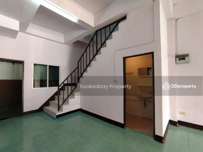 ขาย - ตึกมุม ทำเลทอง ติดถนนหลัก ใกล้มหาวิทยาลัยแม่โจ้ 3 ล้านรวมโอน, เชียงใหม่