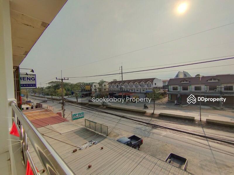 Commercial building on the road side (Chiang Mai - Mae jo Rd.), Chiang Mai, Nong Harn, San Sai, Chiang Mai, 3 Bedrooms, 228 sqm, Townhouse For Sale, by Nantawan Rattanapong, 10010199 - DDproperty.com