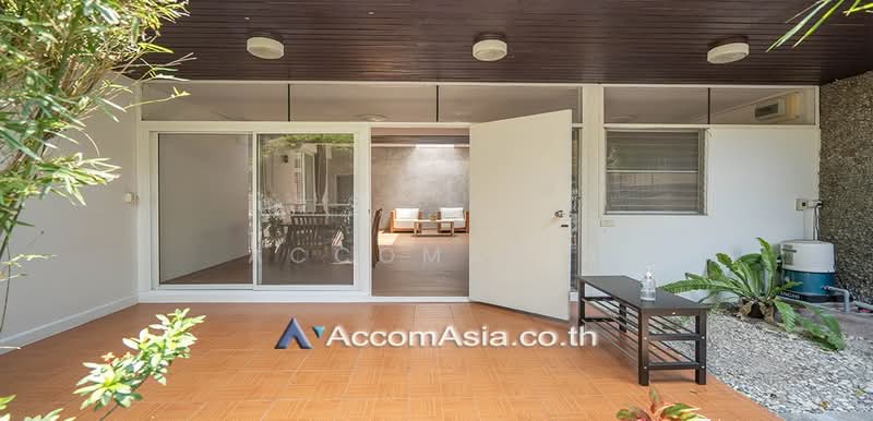 For Rent - 2 BR House for Rent in Ploenchit, Bangkok, Bangkok