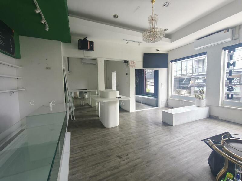 For Rent - พื้นที่ทองหล่อทำธุรกิจหรืออฟฟิศได้, Bangkok