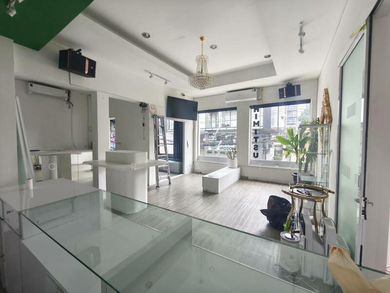 For Rent - พื้นที่ทองหล่อทำธุรกิจหรืออฟฟิศได้, Bangkok