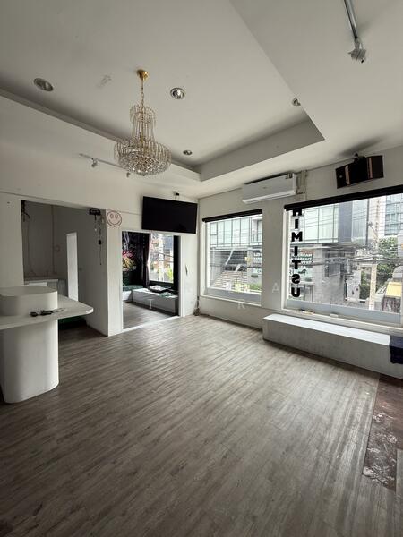 For Rent - พื้นที่ทองหล่อทำธุรกิจหรืออฟฟิศได้, Bangkok