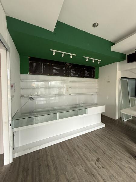 For Rent - พื้นที่ทองหล่อทำธุรกิจหรืออฟฟิศได้, Bangkok