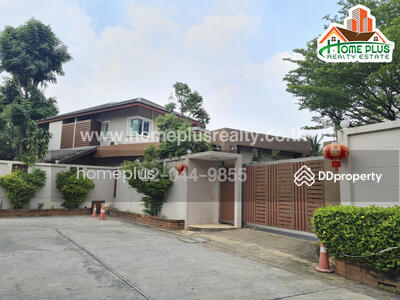 ขาย - บ้านริมน้ำ 2 ชั้นพร้อมที่ดิน ถนนสวนผัก เขตตลิ่งชัน, กรุงเทพ