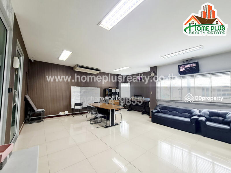 บ้านริมน้ำ 2 ชั้นพร้อมที่ดิน ถนนสวนผัก เขตตลิ่งชัน, Bangkok, สวนผัก, Taling Chan, Taling Chan, Bangkok, 4 Bedrooms, 440 sqm, Single Detached House For Sale, by คุณหนึ่ง, 10028167 - DDproperty.com