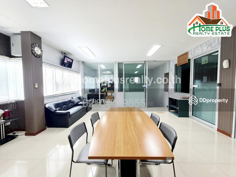 บ้านริมน้ำ 2 ชั้นพร้อมที่ดิน ถนนสวนผัก เขตตลิ่งชัน, Bangkok, สวนผัก, Taling Chan, Taling Chan, Bangkok, 4 Bedrooms, 440 sqm, Single Detached House For Sale, by คุณหนึ่ง, 10028167 - DDproperty.com