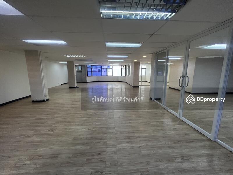 For Rent - Tang Hua Pug Building (Sathorn), Bangkok
