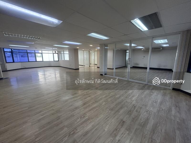 For Rent - Tang Hua Pug Building (Sathorn), Bangkok