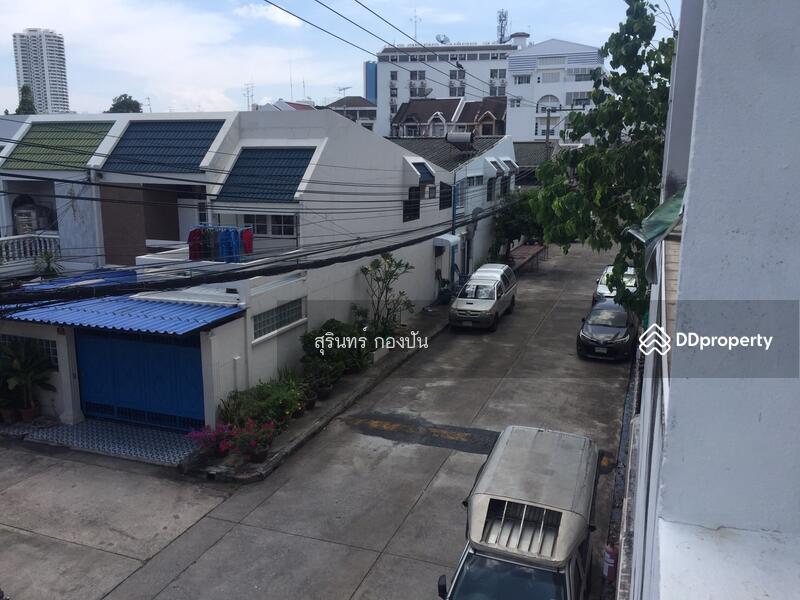 อาคารพาณิชย์ 4.5 ชั้น ใกล้ถนนแฉล้มนิมิตร 4 (ซอยเจริญราษฎร์ 10) ตึกเลขที่ ๘, Bangkok, 8 แฉล้มนิมิตร 4, Bang Klo, Bang Kho Laem, Bangkok, , 240 sqm, Shophouse For Rent, by รุ่งโรจน์ นิ่มสมบุญ, 10053767 - DDproperty.com