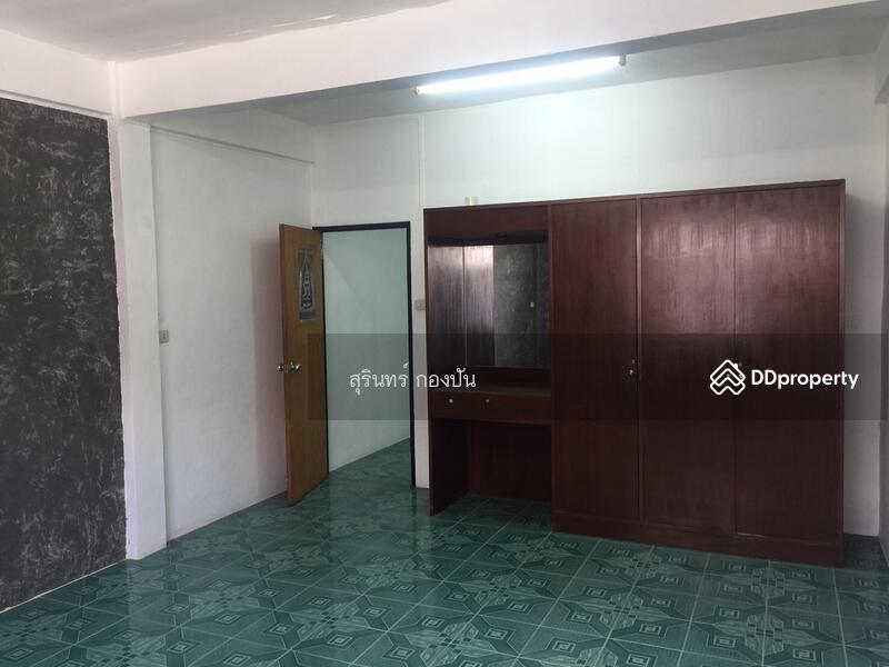 อาคารพาณิชย์ 4.5 ชั้น ใกล้ถนนแฉล้มนิมิตร 4 (ซอยเจริญราษฎร์ 10) เลขที่ ๘ ทำเลยอดเยี่ยม ปลอดภัย, กรุงเทพ, 8 แฉล้มนิมิตร 4, บางโคล่, บางคอแหลม, กรุงเทพ, 240 ตร.ม., ตึกแถว-อาคารพาณิชย์ ให้เช่า, โดย รุ่งโรจน์ นิ่มสมบุญ, 10053767 - DDproperty.com