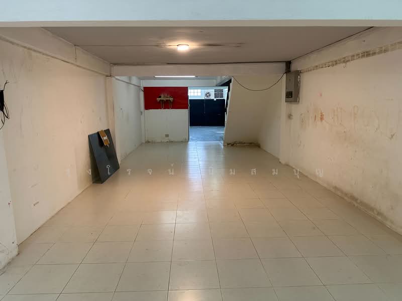 อาคารพาณิชย์ 4.5 ชั้น ใกล้ถนนแฉล้มนิมิตร 4 (ซอยเจริญราษฎร์ 10) เลขที่ ๘ ทำเลยอดเยี่ยม ปลอดภัย, กรุงเทพ, 8 แฉล้มนิมิตร 4, บางโคล่, บางคอแหลม, กรุงเทพ, 240 ตร.ม., ตึกแถว-อาคารพาณิชย์ ให้เช่า, โดย รุ่งโรจน์ นิ่มสมบุญ, 10053767 - DDproperty.com