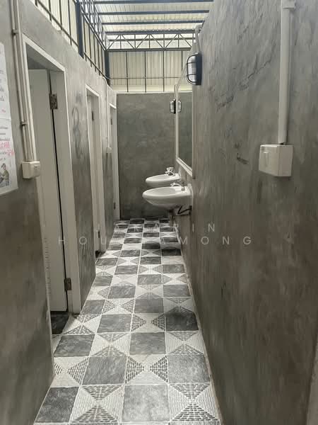 ให้เช่าโกดัง สะพานสูง กรุงเทพ กรีฑาตัดใหม่ พร้อมออฟฟิศ ใกล้สนามบินสุวรรณภูมิ, กรุงเทพ, สะพานสูง, สะพานสูง, กรุงเทพ, 560 ตร.ม., โกดัง-โรงงาน ให้เช่า, โดย Jakarin Houpramong, 10054368 - DDproperty.com