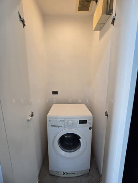 Wyne Sukhumvit, Bangkok, 1120 Sukhumvit Road, Phra Kanong, Khlong Toei, Bangkok, 1 Bedroom, 30 sqm, Condo For Rent, by Estate Gallery, 10055932 - DDproperty.com