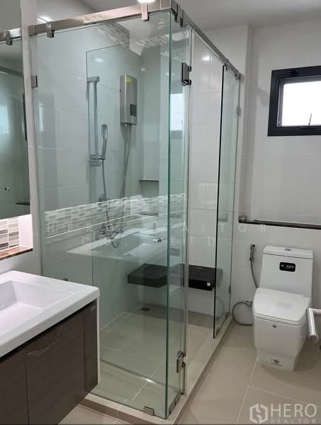 For Rent Detached House in Setthasiri Krungthep Kreetha BRE16494, Bangkok, Hua Mak, Bang Kapi, Bangkok, 4 Bedrooms, 194 sqm, Single Detached House For Rent, by Hero Realtor Co., Ltd., 10058185 - DDproperty.com