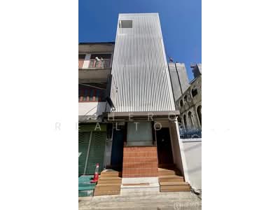 For Rent - For Rent Retail Shophouse 400 sq.m. near BTS Ekkamai, Bangkok BRE17437, Bangkok