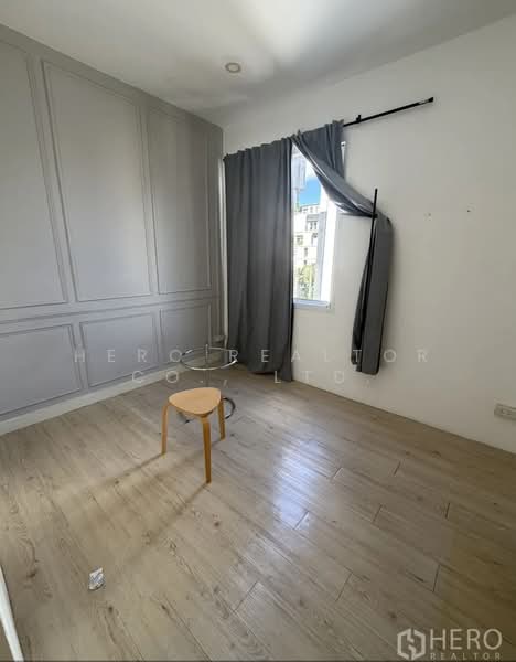 For Rent Retail Shophouse 400 sq.m. near BTS Ekkamai, Bangkok BRE17437, Bangkok, Phra Kanong, Khlong Toei, Bangkok, 6 Bedrooms, 400 sqm, Condo For Rent, by Hero Realtor Co., Ltd., 10074899 - DDproperty.com