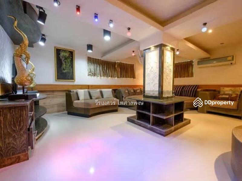 ขายสุดคุ้ม! บ้านไม้สัก—พัทยา (ตกแต่งสไตล์ Pool Villa) บนเนื้อที่ 2-1-0 ไร่ ## สวนร่มรื่น 