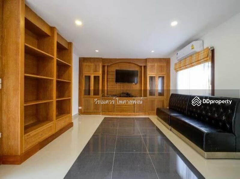 ขายสุดคุ้ม! บ้านไม้สัก—พัทยา (ตกแต่งสไตล์ Pool Villa) บนเนื้อที่ 2-1-0 ไร่ ## สวนร่มรื่น 