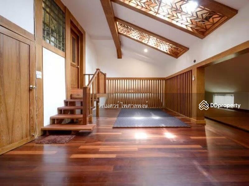 ขายสุดคุ้ม! บ้านไม้สัก—พัทยา (ตกแต่งสไตล์ Pool Villa) บนเนื้อที่ 2-1-0 ไร่ ## สวนร่มรื่น