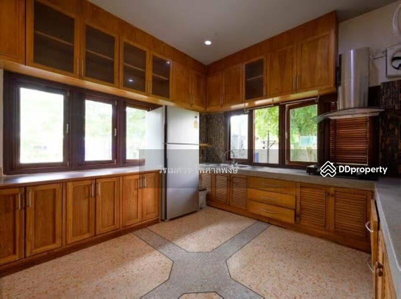 ขายสุดคุ้ม! บ้านไม้สัก—พัทยา (ตกแต่งสไตล์ Pool Villa) บนเนื้อที่ 2-1-0 ไร่ ## สวนร่มรื่น