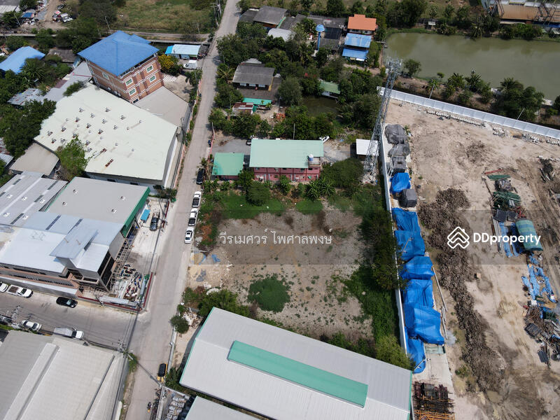 ขายถูก! ที่ดินถนนแพรกษา อ.เมืองสมุทรปราการ (ผังสีม่วง : Zone อุตสาหกรรม และคลังสินค้า) 1-0-74 ไร่ 