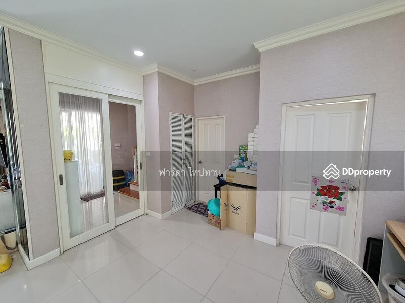 For Sale - House for sale ,The Centro On Nut-Ladkrabang, Ladkrabang Road, Bangkok