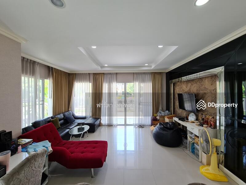 For Sale - House for sale ,The Centro On Nut-Ladkrabang, Ladkrabang Road, Bangkok