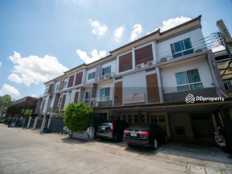 ขาย ทาวน์โฮม 3 ชั้น ธาราดี ติด ถ.ราชพฤกษ์ ที่ดินใหญ่ 132.2 ตร.ว.