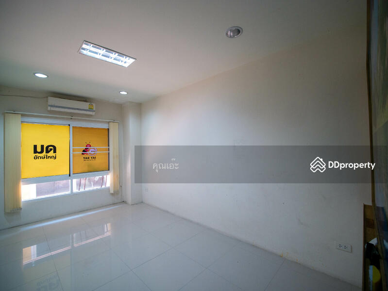 ขาย ทาวน์โฮม 3 ชั้น ธาราดี ติด ถ.ราชพฤกษ์ ที่ดินใหญ่ 132.2 ตร.ว.