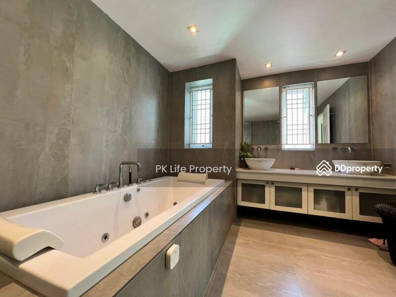 5R0495 This Pool Villa with 3bedroom 4bathroom 120,000/month in kathu, ภูเก็ต, กะทู้, ภูเก็ต, 300 ตร.ม., บ้านเดี่ยว ให้เช่า, โดย PK LIFE Property, 10112379 - DDproperty.com