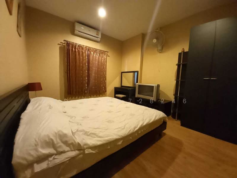 บ้านกลางเมืองให้เช่า เดือนละ 25,000 บาท ไม่ไกลจากไนท์บาซ่า No.1H051, Chiang Mai, Chang Moi, Muang Chiang Mai, Chiang Mai, 3 Bedrooms, 160 sqm, Single Detached House For Rent, by Rutchaporn Tunsiri, 10128459 - DDproperty.com