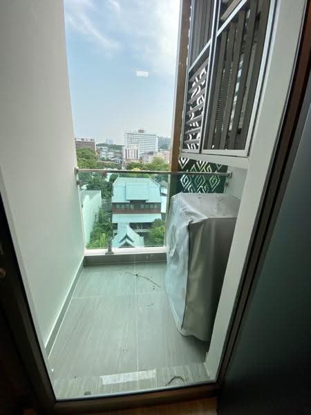 Condo for Rent at The Erawan Condo, Chang Khlan, Chiang Mai, Chang Moi, Muang Chiang Mai, Chiang Mai, 3 Bedrooms, 129 sqm, Condo For Rent, by ์Noi, 10135770 - DDproperty.com