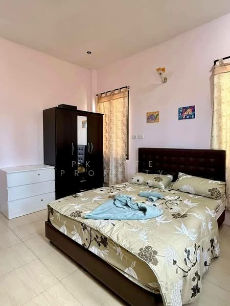 35,0007R0524 This House with common pool 2bedroom 2bathroom 35,000/month in rawai, Phuket, Rawai, Muang Phuket, Phuket, 2 Bedrooms, 120 sqm, Single Detached House For Rent, by PK LIFE Property, 10142889 - DDproperty.com