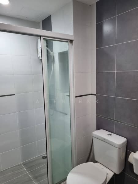 The Base Sukhumvit 77, Bangkok, 289 Sukhumvit 77 Road, Phra Kanong Nua, Watthana, Bangkok, 1 Bedroom, 33 sqm, Condo For Rent, by Agentbkk, 10187147 - DDproperty.com