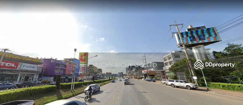 4 นาที ถนน พหลโยธิน ใจกลางเมือง