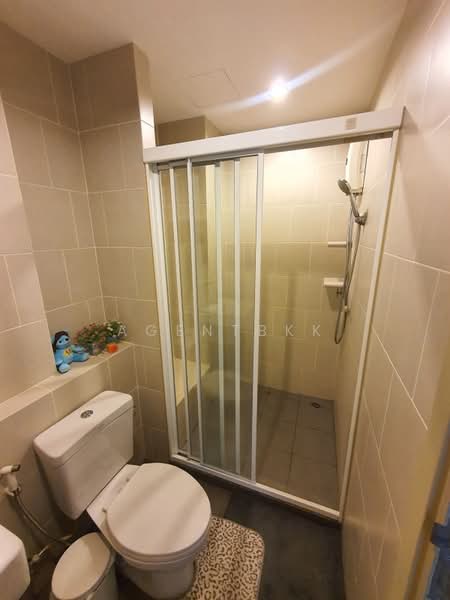 The Base Rama 9-Ramkhamhaeng, Bangkok, 3 Ramkhamhaeng Road, Hua Mak, Bang Kapi, Bangkok, 1 Bedroom, 30 sqm, Condo For Rent, by Agentbkk, 10196396 - DDproperty.com