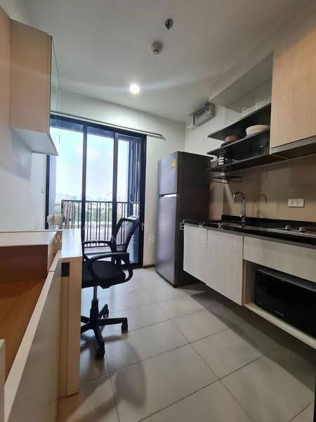 The Base Park East Sukhumvit 77, bangkok, 99 Soi Pridi Banomyong 2, Phra Kanong Nua, Watthana, Bangkok, 1 Bedroom, 30 sqm, Condo For Rent, by Agentbkk Winner Estate, 10202453 - DDproperty.com