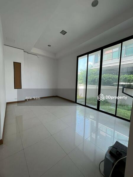 ขายหมู่บ้าน เมโทรไลท์ นาคนิวาส 14, กรุงเทพ, 1 นาคนิวาส, ลาดพร้าว, กรุงเทพ, 250 ตร.ม., บ้านเดี่ยว ขาย, โดย ดลดากร ลลิตวรฉัตร, 10203322 - DDproperty.com