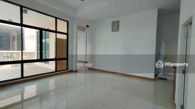 ขายหมู่บ้าน เมโทรไลท์ นาคนิวาส 14, Bangkok, 1 นาคนิวาส, Lat Phrao, Bangkok, 4 Bedrooms, 250 sqm, Single Detached House For Sale, by ดลดากร ลลิตวรฉัตร, 10203322 - DDproperty.com