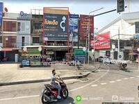 ขาย - ขาย ตึกแถว 2 คูหา ติดริมถนนใหญ่ ใกล้การไฟฟ้าบางกรวย กฟผ.เพียง 20 เมตร, นนทบุรี