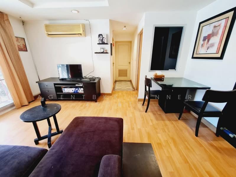 The Master Sathorn Executive, Bangkok, 79/1 Krung Thon Buri Road, Khlong Ton Sai, Khlong San, Bangkok, 1 Bedroom, 47 sqm, Condo For Rent, by Agentbkk, 10216832 - DDproperty.com